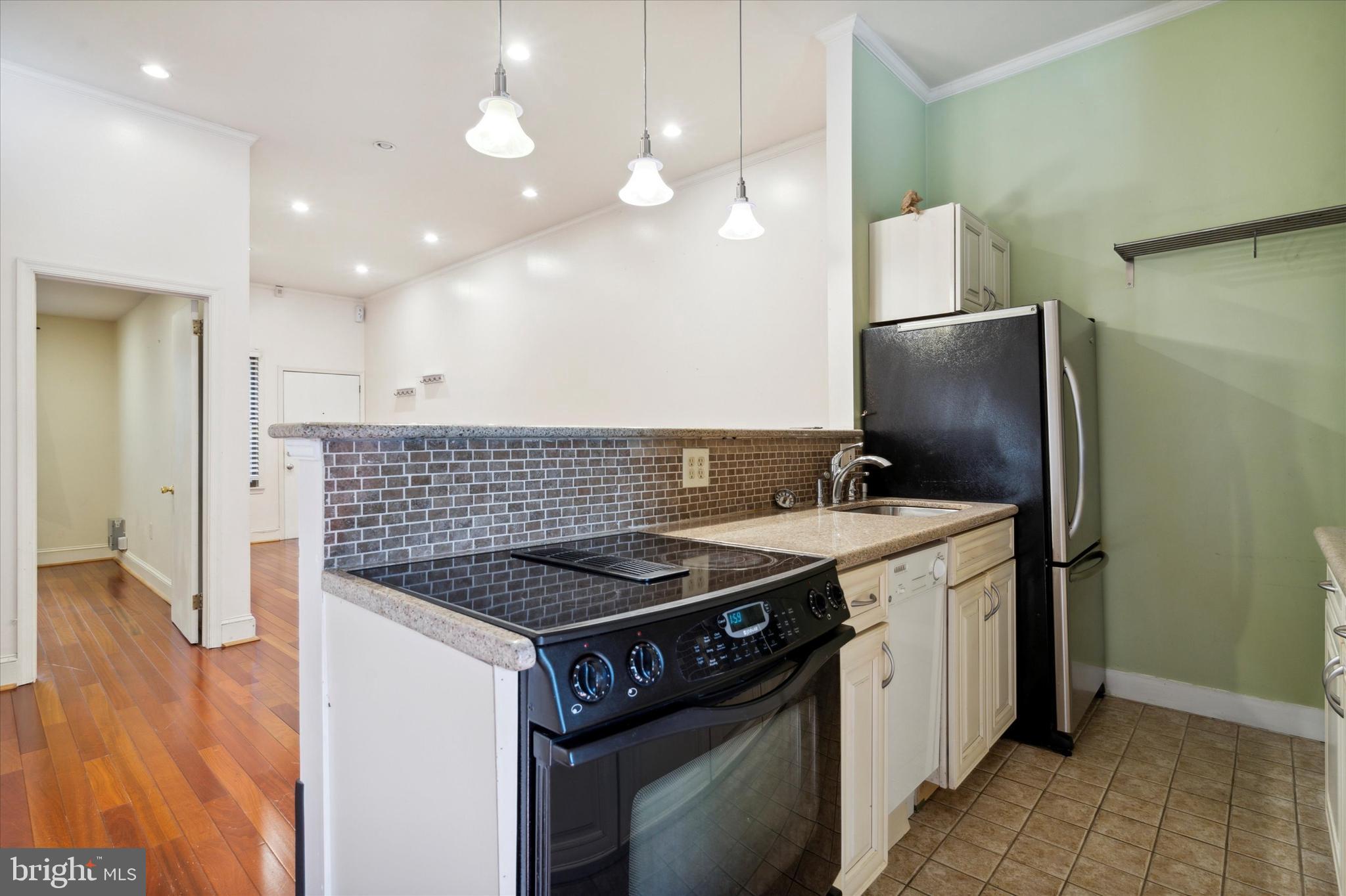 1914 Fairmount Avenue, Unit 5 Philadelphia, PA 19130 - Photo 9 of 18
