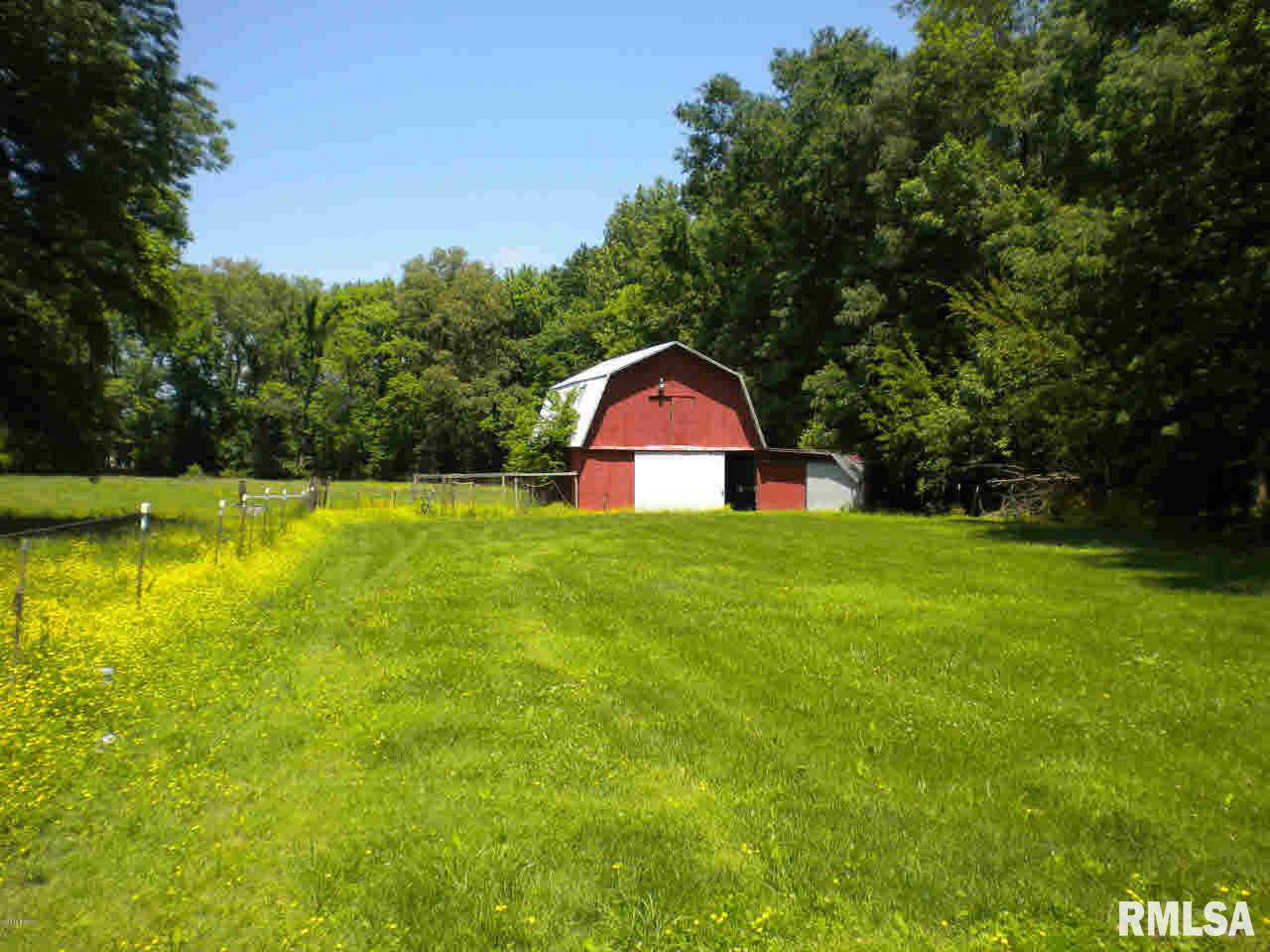 1485 Dewey Road Eldorado, IL 62930 - Photo 9 of 12 Gallery Image 9