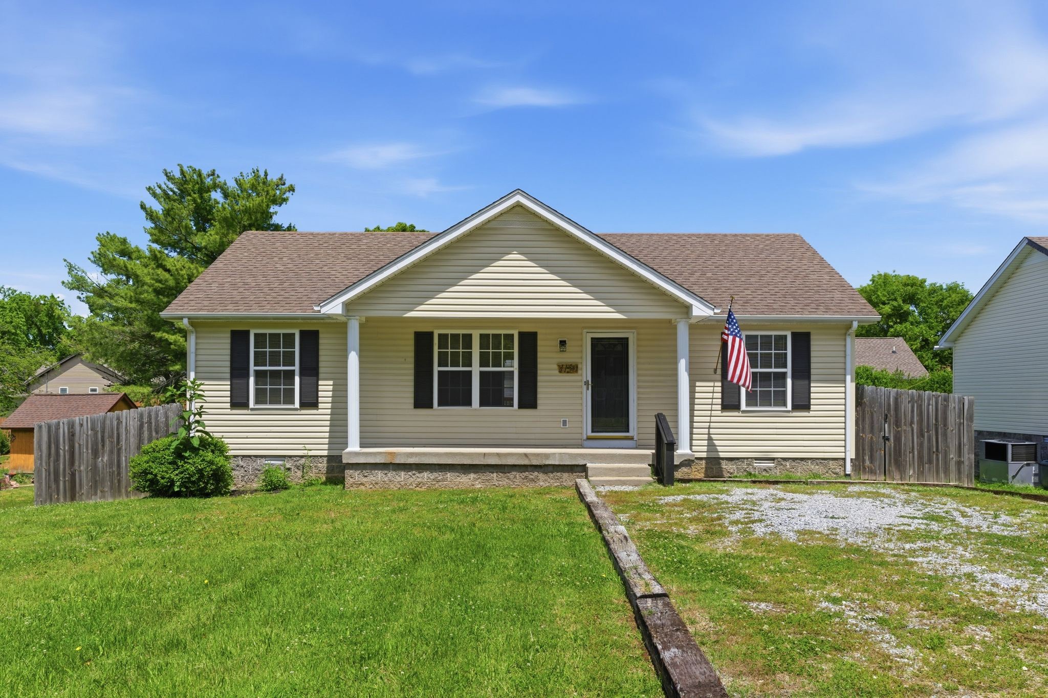 1150 East 17th Avenue Springfield, TN 37172 - Photo 1 of 28