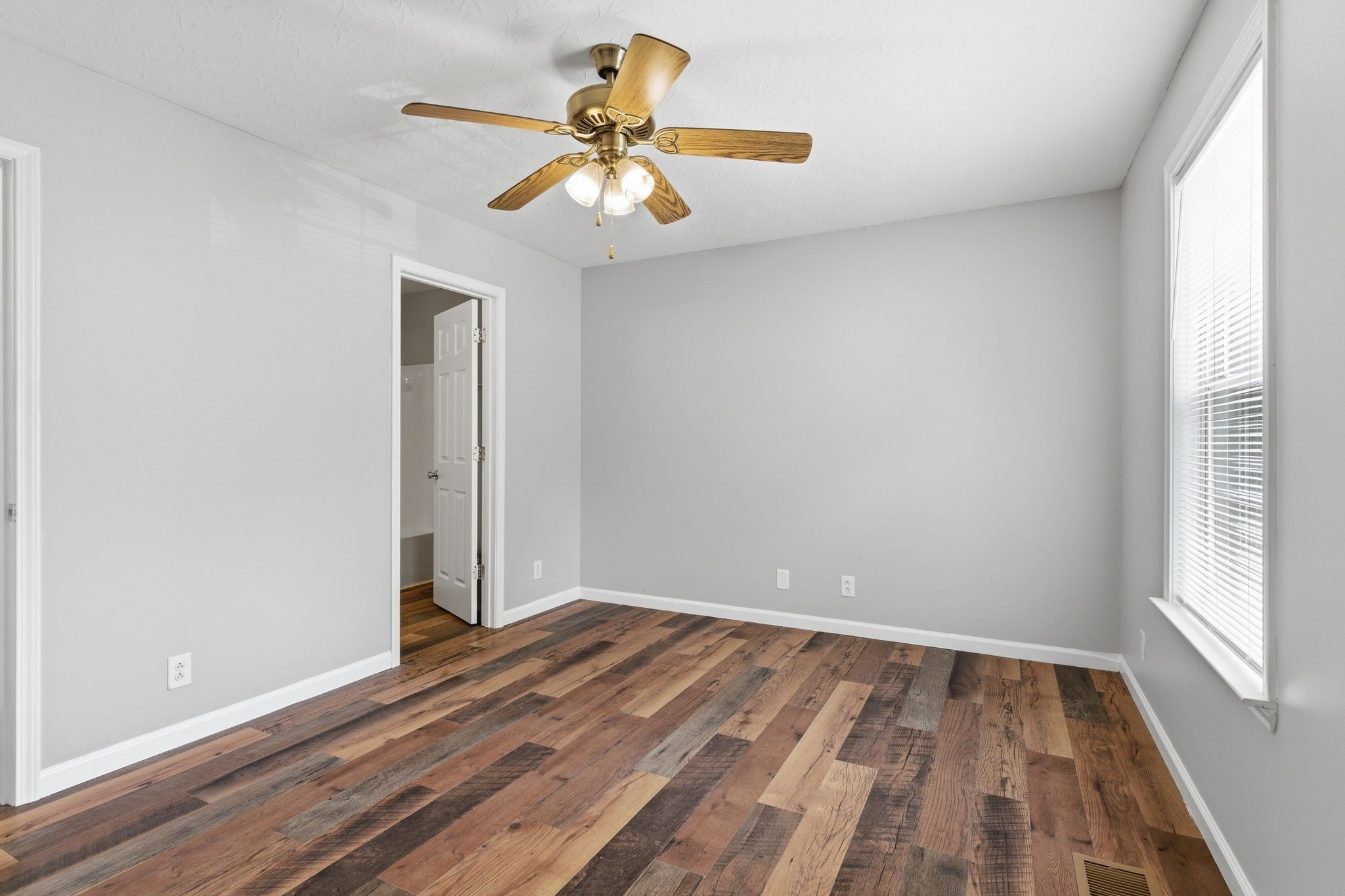 1150 East 17th Avenue Springfield, TN 37172 - Photo 14 of 28