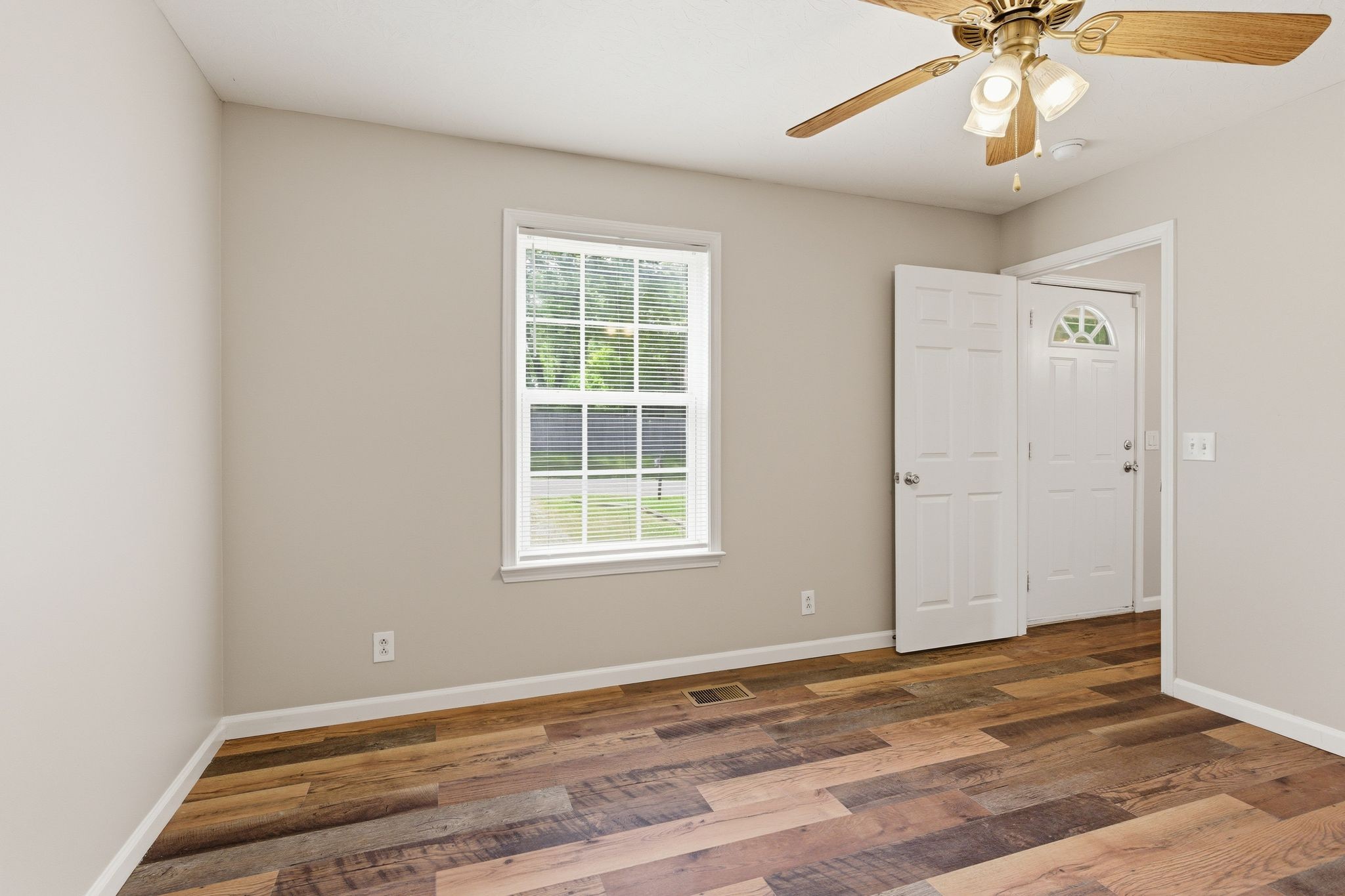 1150 East 17th Avenue Springfield, TN 37172 - Photo 15 of 28