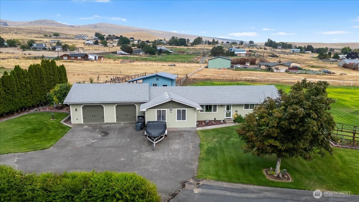 92 Clemans View Road Selah, WA 98942 - Photo 4 of 39 Gallery Image 4