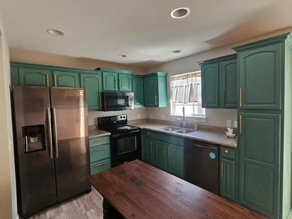 $249,900 | 21090 Millridge Street, Spring Hill, KS 66083