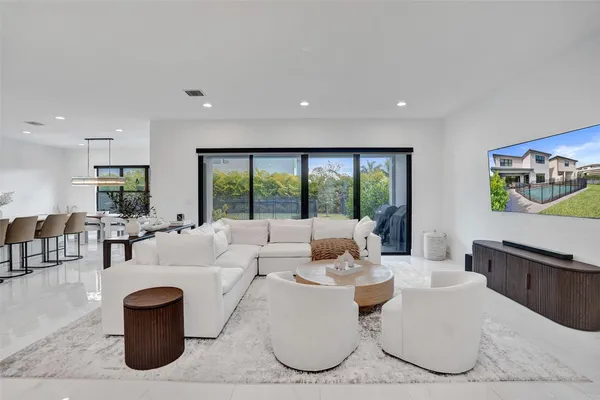 $1,999,000 | 20044 Hirono Lane, Boca Raton, FL 33434