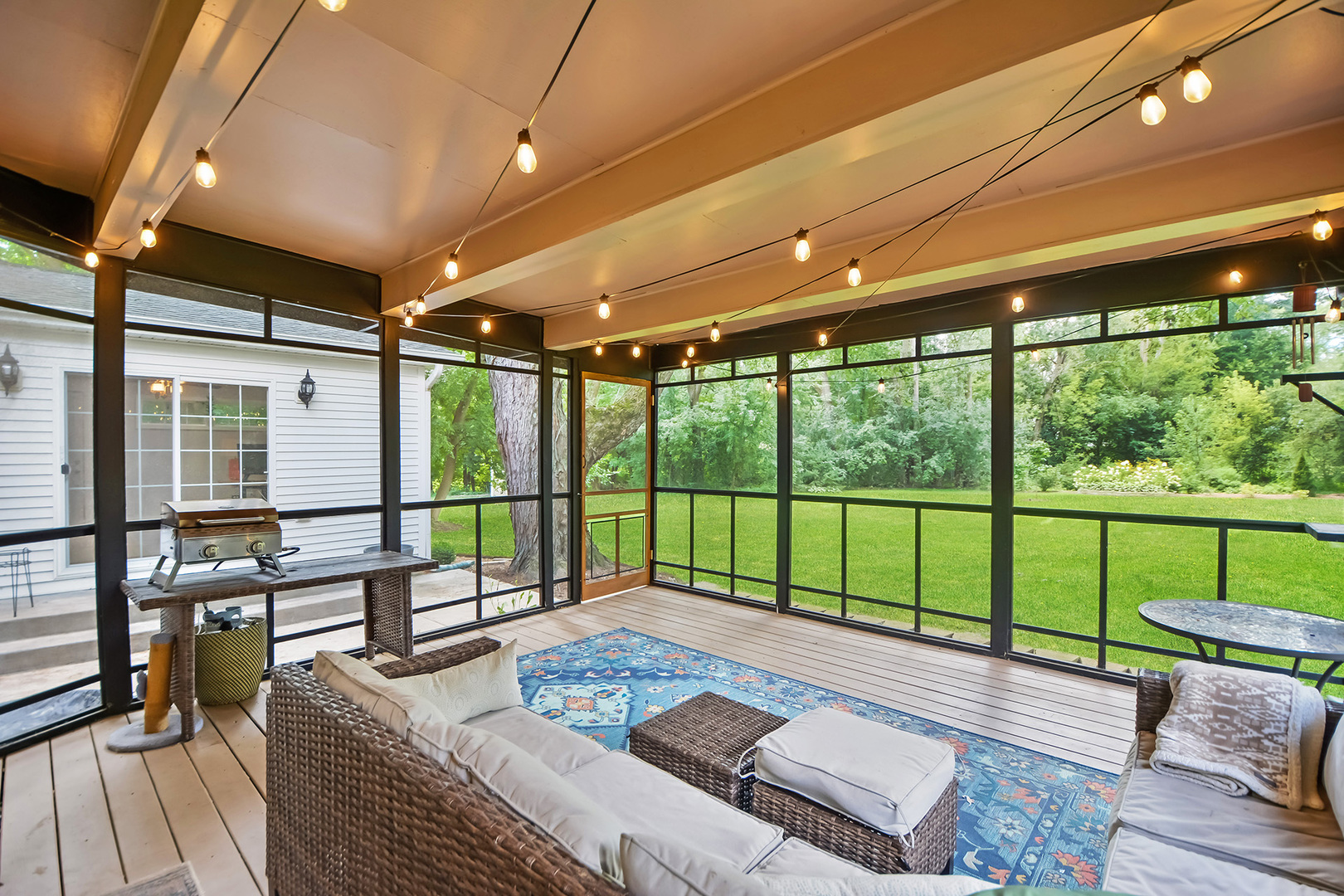 352 Windsor Lane Inverness, IL 60010 - Photo 20 of 44 Gallery Image 20