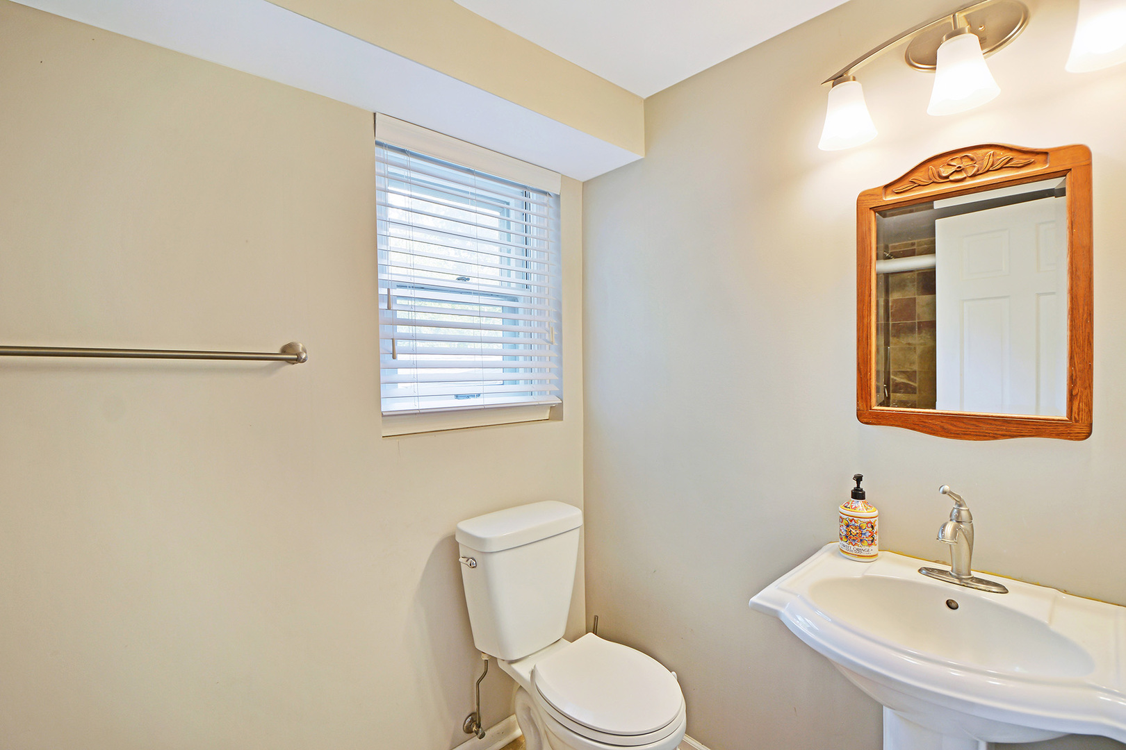 352 Windsor Lane Inverness, IL 60010 - Photo 28 of 44 Gallery Image 28
