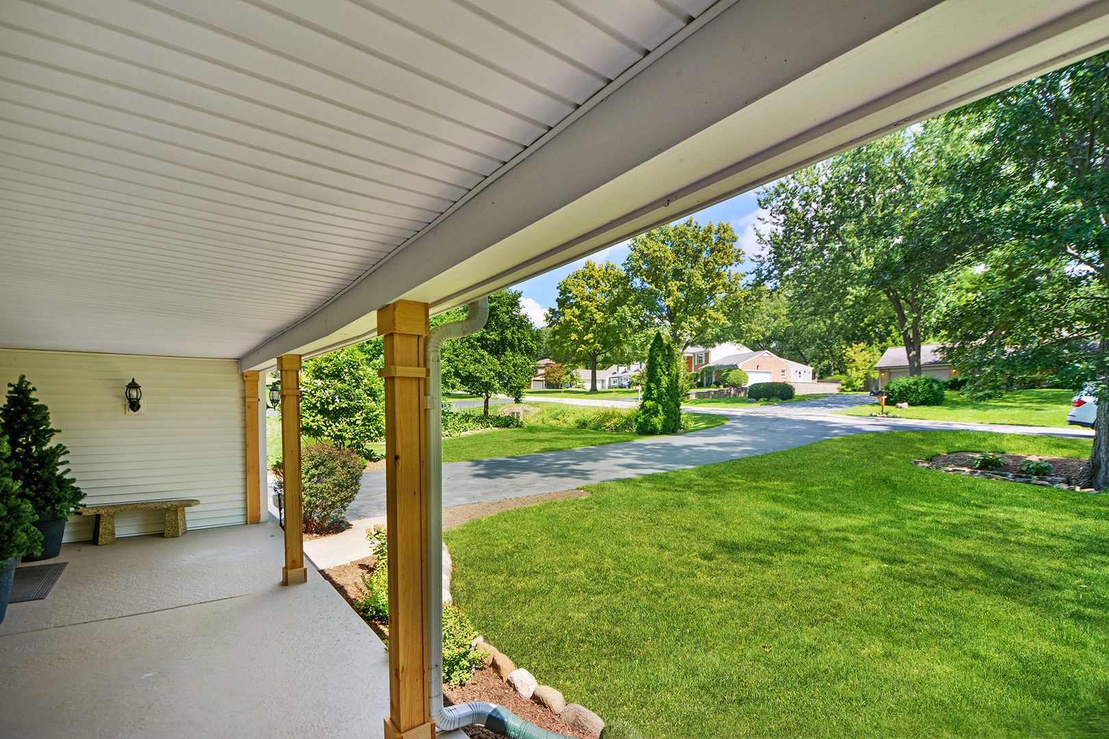 352 Windsor Lane Inverness, IL 60010 - Photo 4 of 44 Gallery Image 4