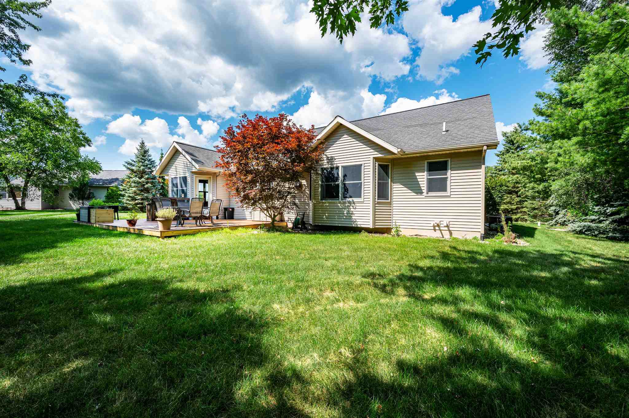 20 South Hunters Ridge Warsaw, IN 46582 - Photo 4 of 36 Gallery Image 4