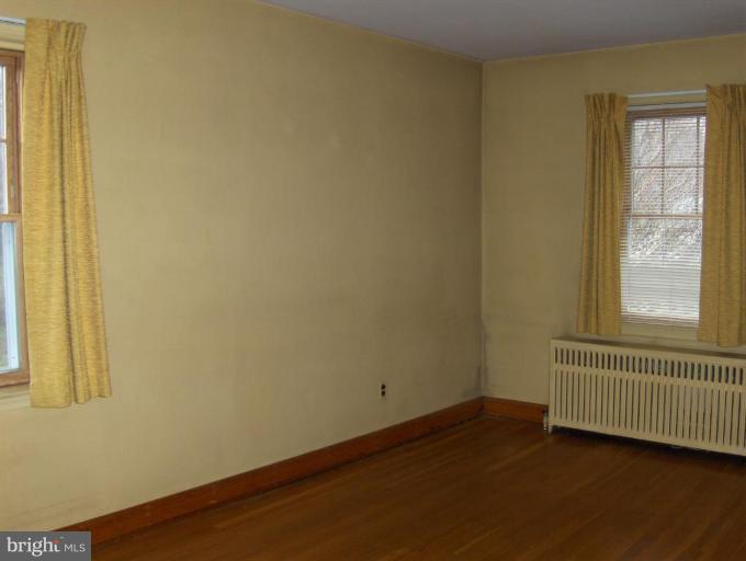 2024 Rocky Point Road Essex, MD 21221 - Photo 9 of 12 Bedroom #2