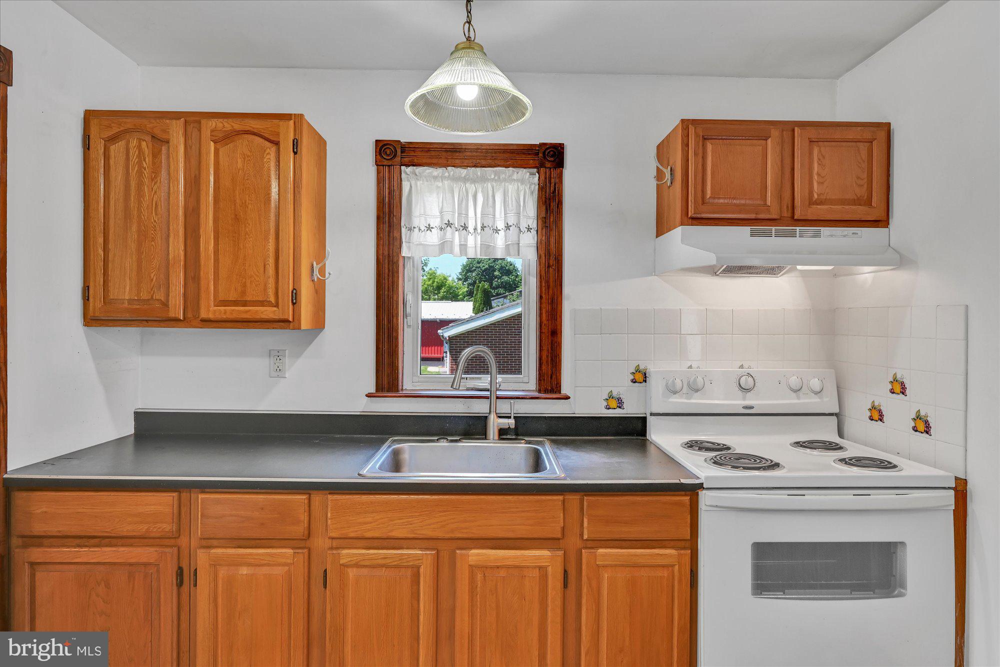 108 Pleasant Valley Road Pine Grove, PA 17963 - Photo 7 of 28 Gallery Image 7