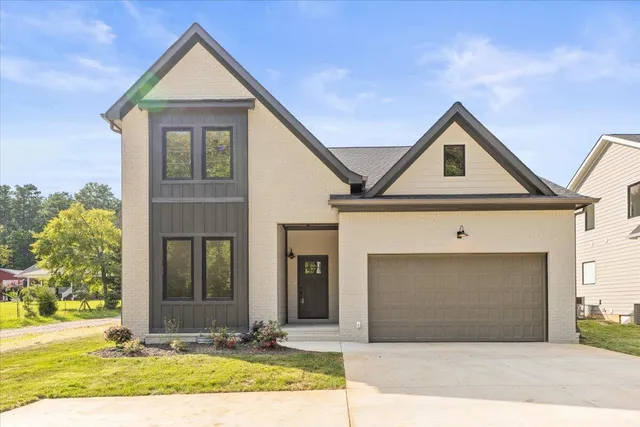 $649,999 | 10545 East Brainerd Road, Apison, TN 37302
