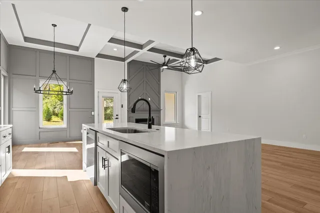 $649,999 | 10545 East Brainerd Road, Apison, TN 37302