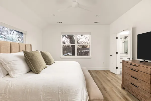 $5,000 | 5109 Glissman Road, Austin, TX 78702