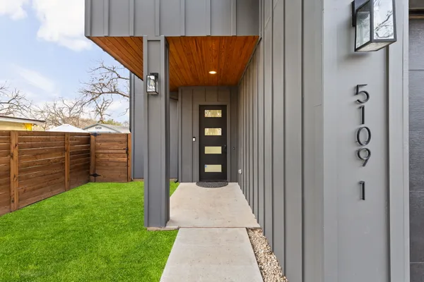 $5,000 | 5109 Glissman Road, Austin, TX 78702