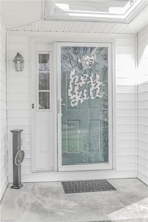 133 Canton Road Advance, NC 27006 - Photo 7 of 20 Hey Ya'll! Welcome home!