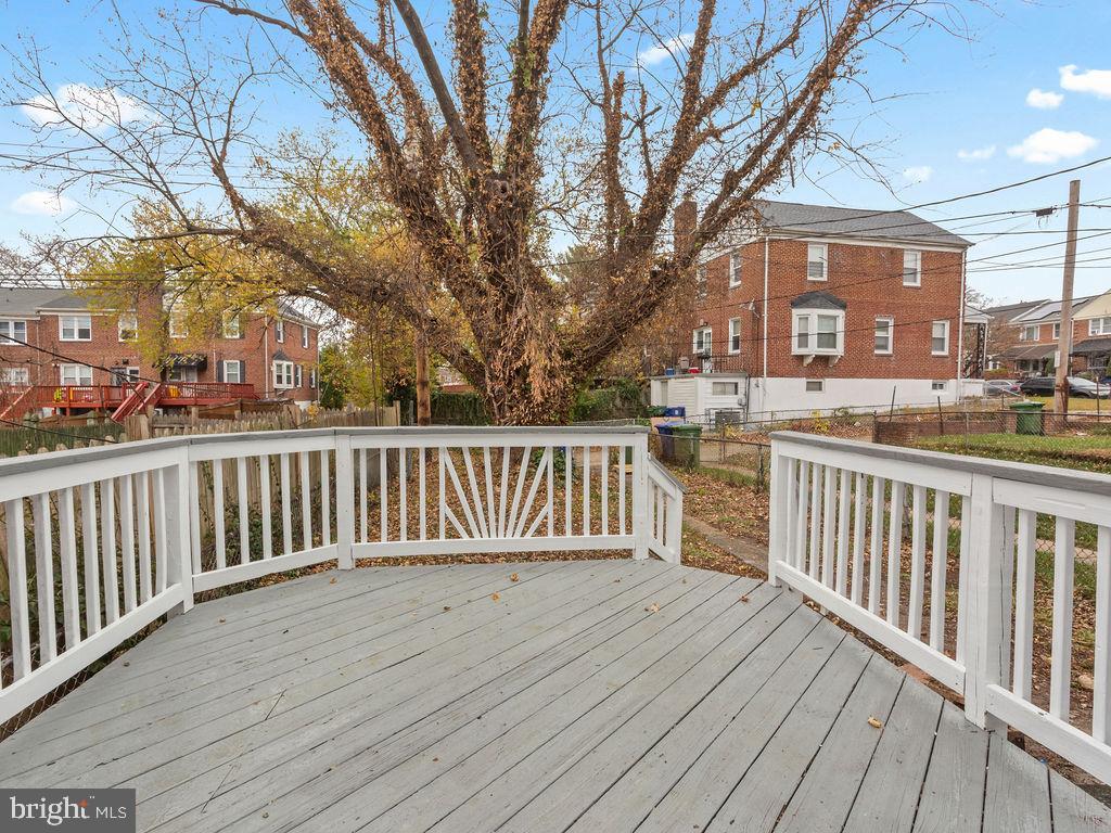 5716 Leith Walk Baltimore, MD 21239 - Photo 33 of 36