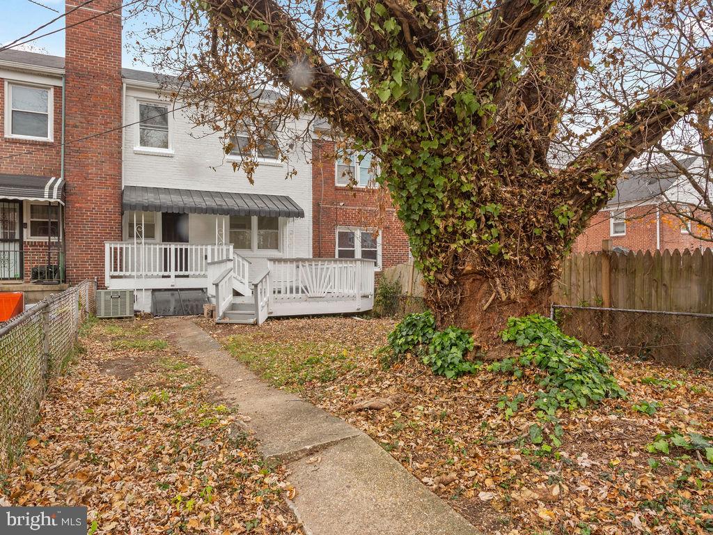 5716 Leith Walk Baltimore, MD 21239 - Photo 35 of 36