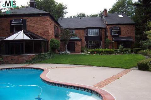 524 Shelden Road Grosse Pointe, MI 48236 - Photo 2 of 3 853836-1.JPG