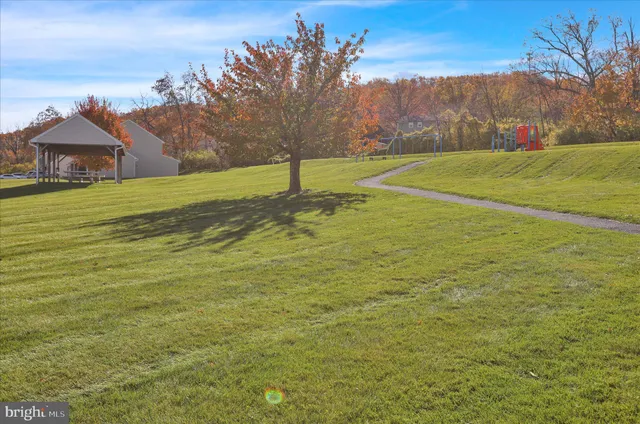 $278,000 | 8 Bancroft Terrace, Reading, PA 19607