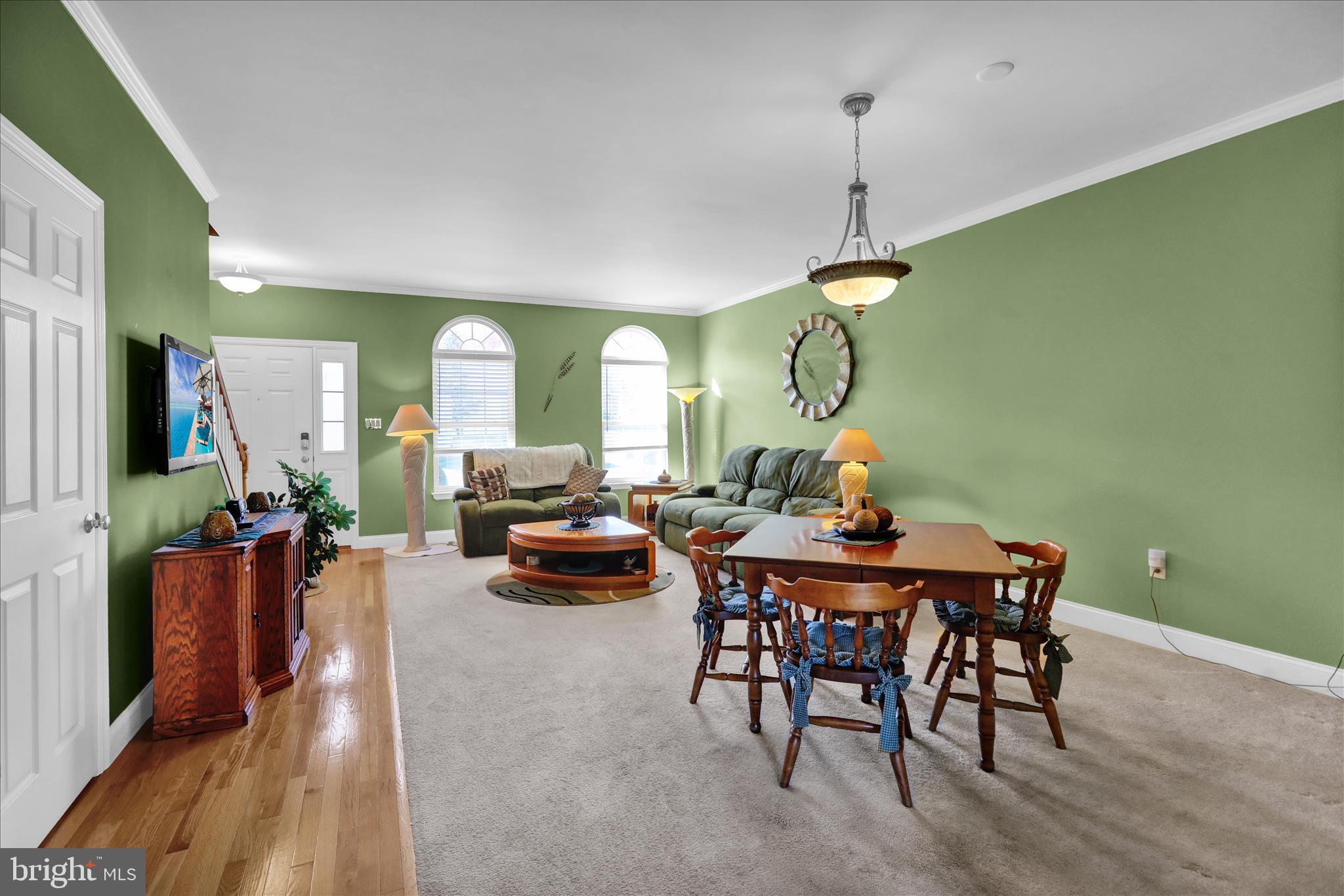 8 Bancroft Terrace Reading, PA 19607 - Photo 5 of 31 a living room with furniture a table and chairs