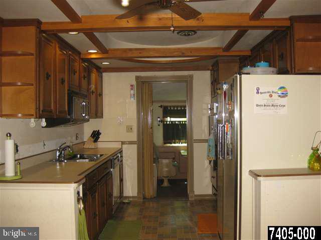 1442 Bonbar Road York, PA 17403 - Photo 12 of 21 Gallery Image 12