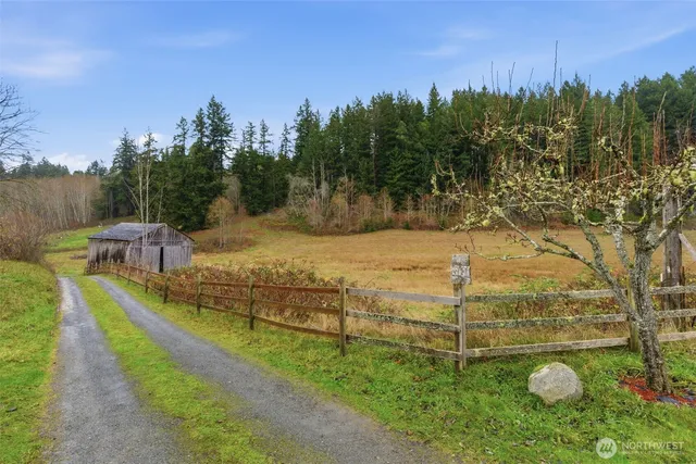 $1,900,000 | 22628 Holgar Court Northeast, Poulsbo, WA 98370