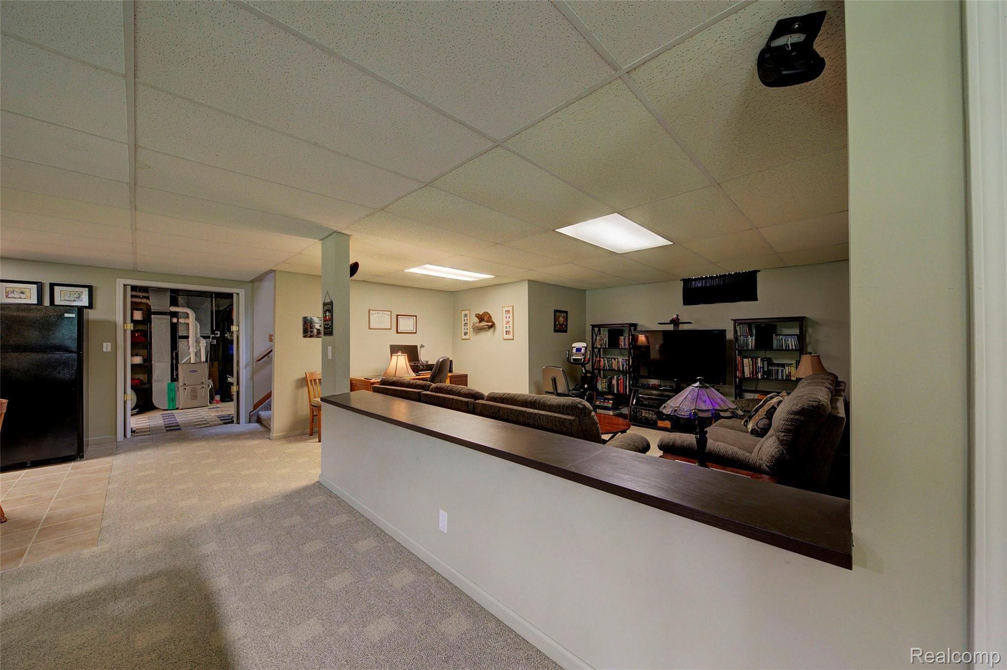 1314 Middle Road Highland, MI 48357 - Photo 31 of 60 4H8A2196_7_8.jpg