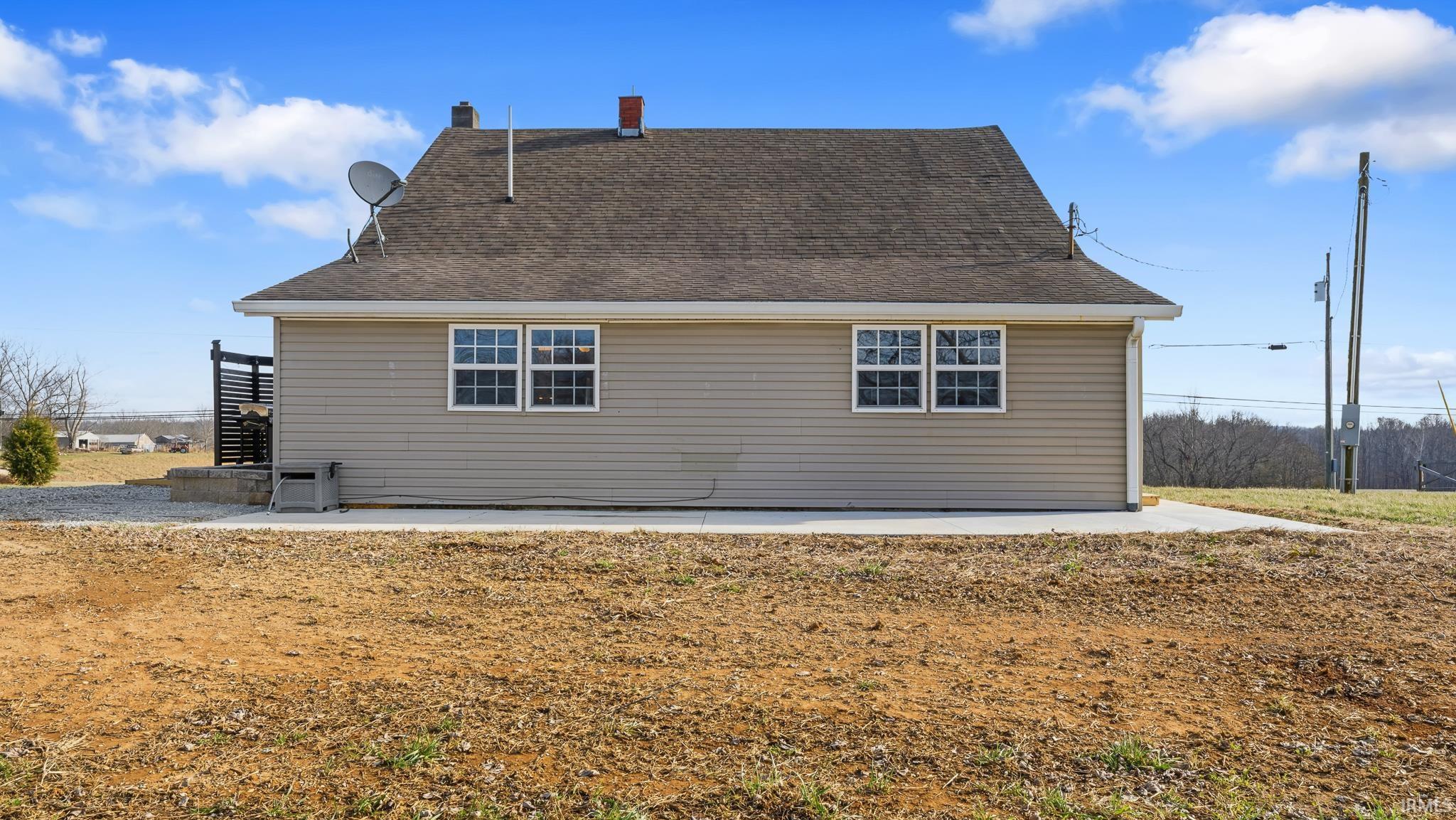 3748 Pinhook Road Bedford, IN 47421 - Photo 7 of 36