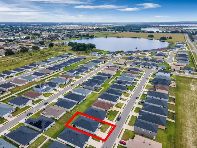 $295,000 | 1042 Corso Drive, Winter Haven, FL 33884