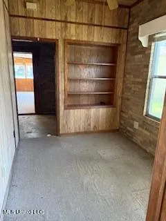 $84,900 | 208 West Monroe Avenue, Greenwood, MS 38930