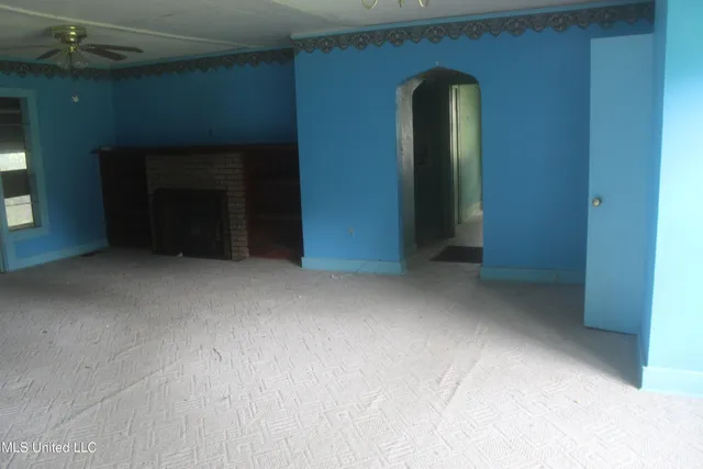 $84,900 | 208 West Monroe Avenue, Greenwood, MS 38930