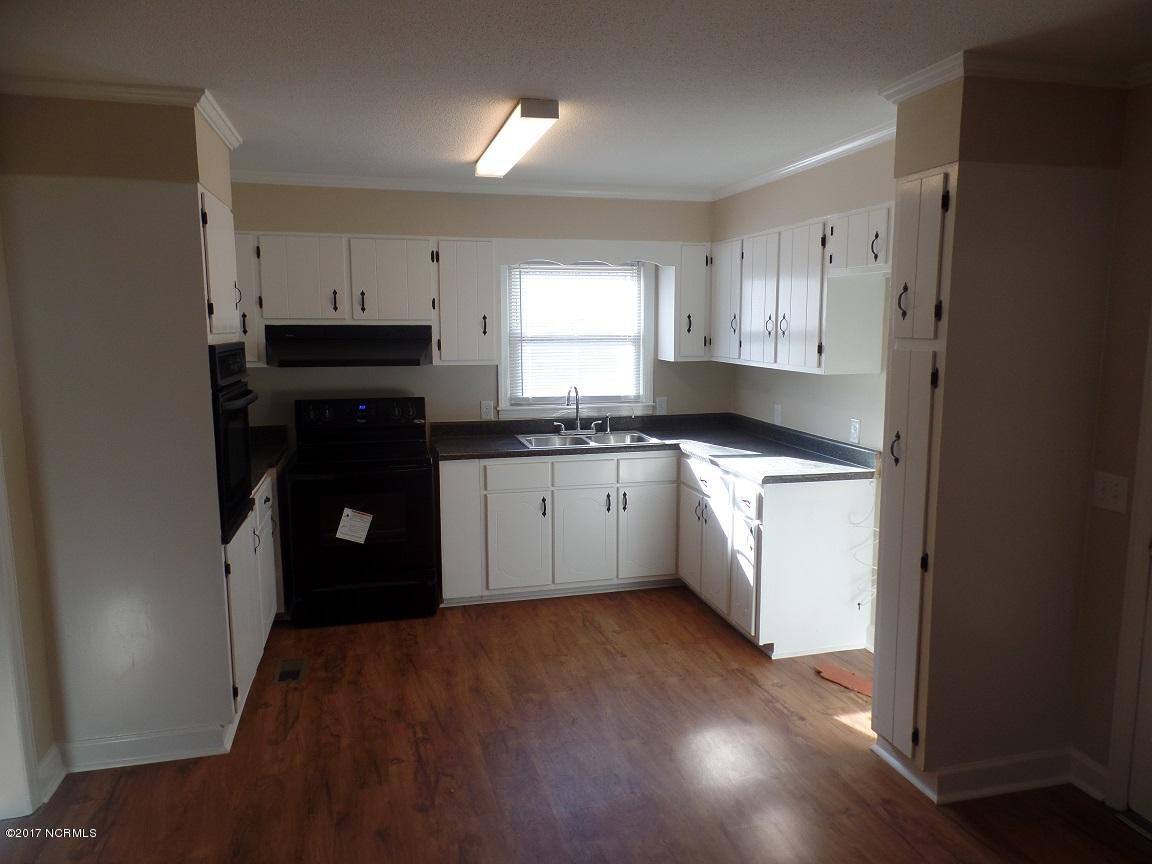 1633 Helltown Road Garland, NC 28441 - Photo 3 of 17 Helltown 3 - Kitchen 1