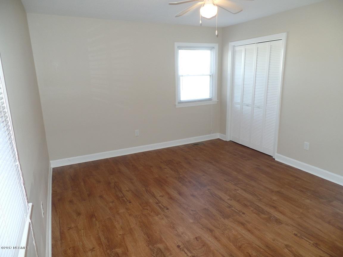 1633 Helltown Road Garland, NC 28441 - Photo 7 of 17 Helltown 7 -Master Bedroom