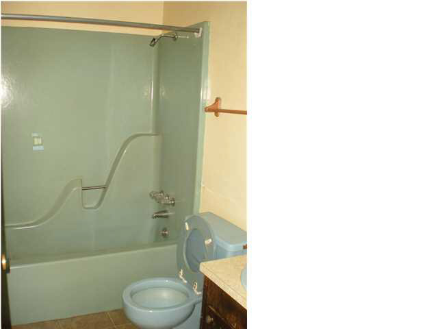 1991 St John Road Braxton, MS 39044 - Photo 11 of 14 full bath
