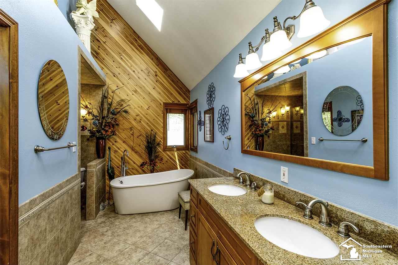76 West Sub Station Road Temperance, MI 48182 - Photo 25 of 69