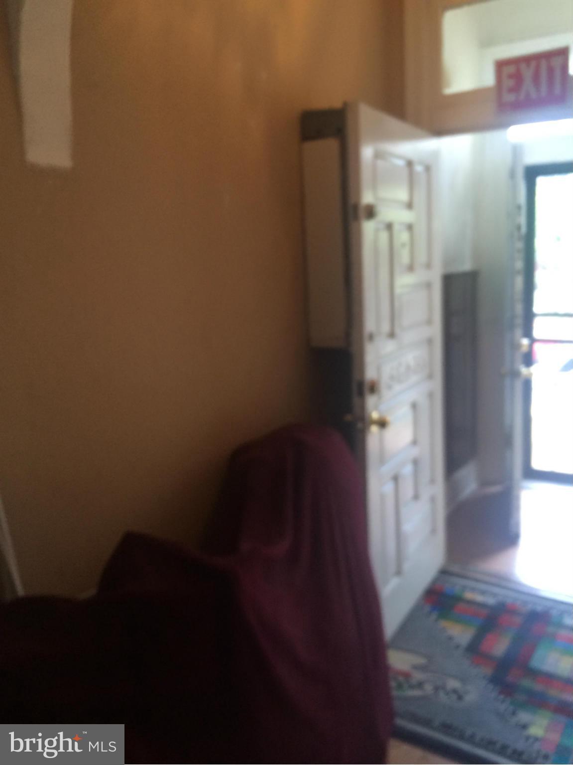 9 T Street Northeast Washington, DC 20002 - Photo 3 of 13 Hall way