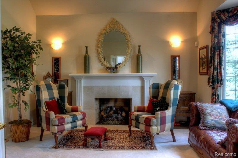 6648 Kennesaw Road Canton, MI 48187 - Photo 12 of 25 Master Bedroom Sitting Room.jpg