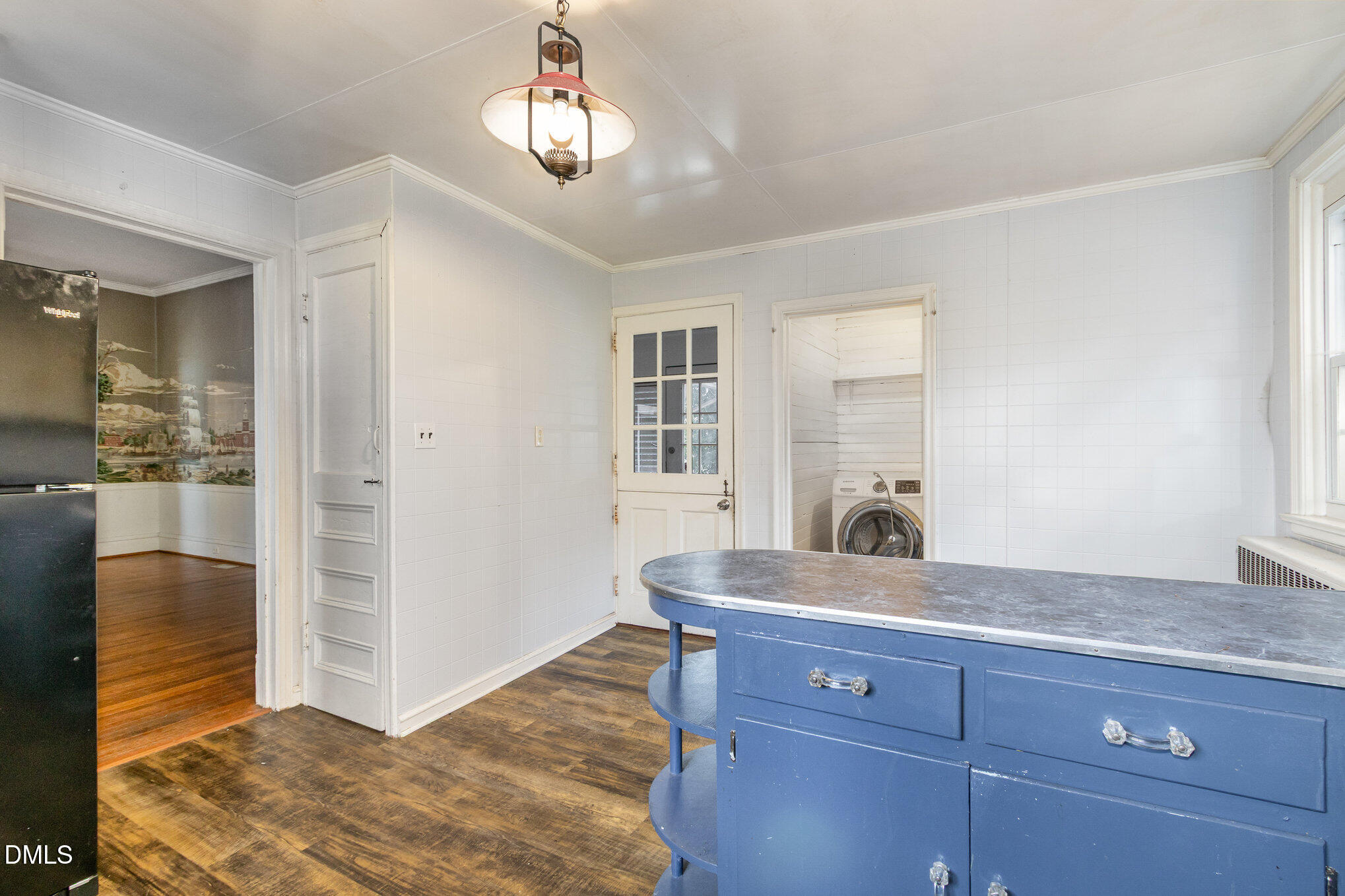 2636 Chapel Hill Road Durham, NC 27707 - Photo 14 of 35 a bathroom with a granite countertop sink and a mirror