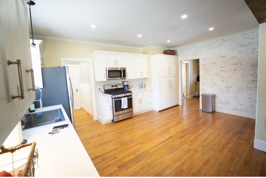 745 Stevens Road Swansea, MA 02777 - Photo 13 of 33 Gallery Image 13