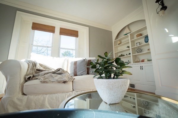 745 Stevens Road Swansea, MA 02777 - Photo 7 of 33 Gallery Image 7