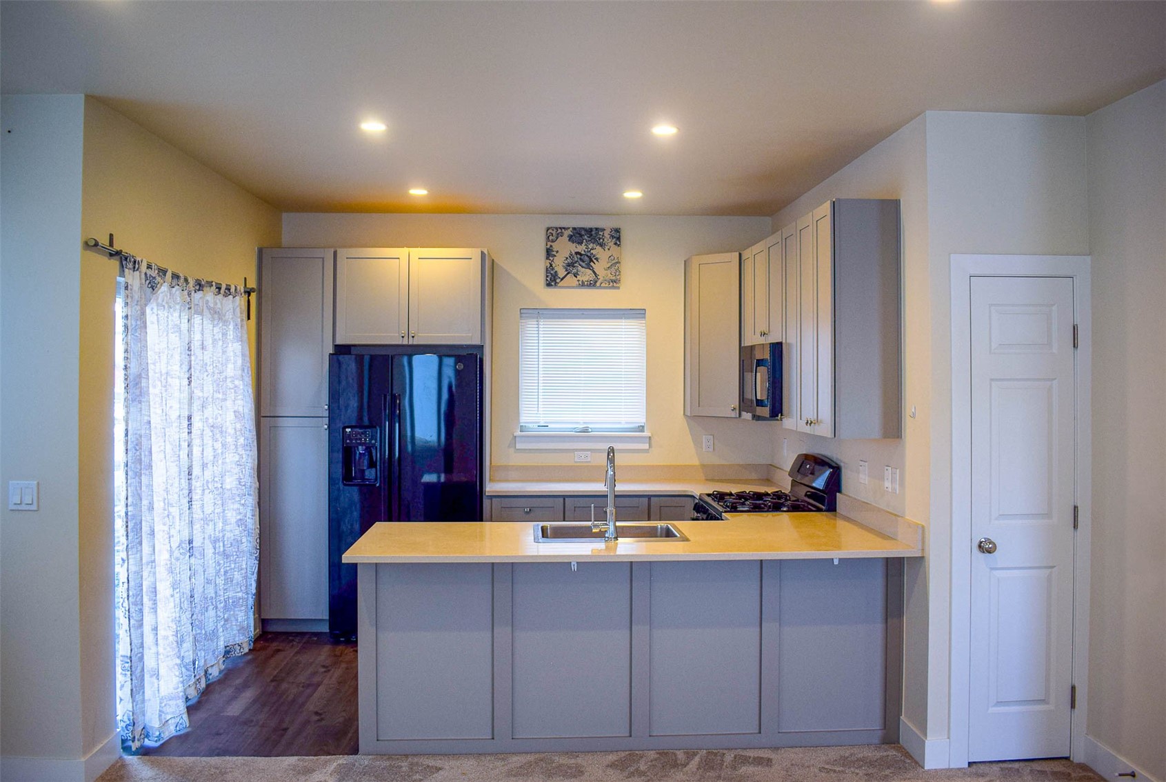 233 Smith Ranch Road, Unit 12D Silverthorne, CO 80498 - Photo 5 of 15 View of Kitchen from Living/Dining Area