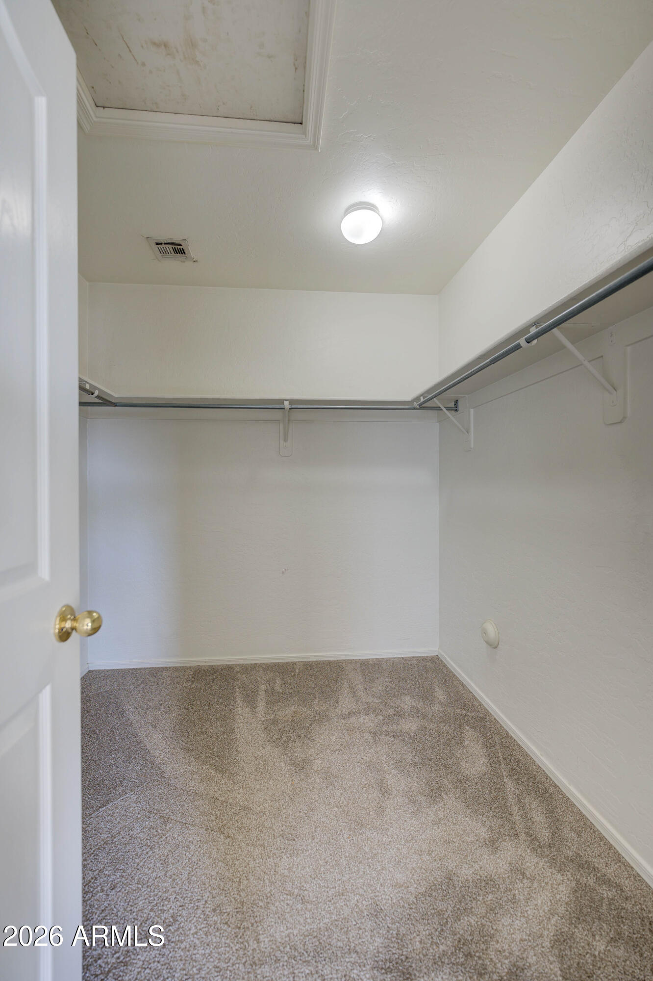 916 West Aspen Way Gilbert, AZ 85233 - Photo 13 of 38 Primary Closet