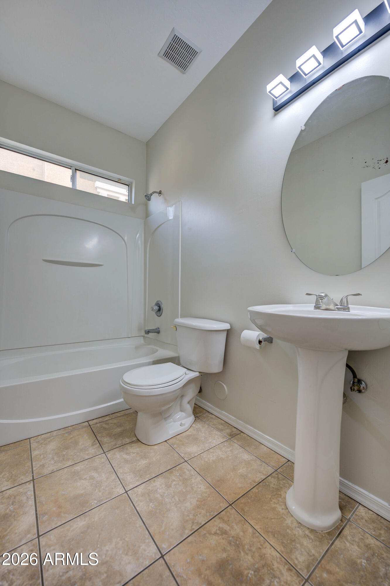 916 West Aspen Way Gilbert, AZ 85233 - Photo 21 of 41 Bathroom 2