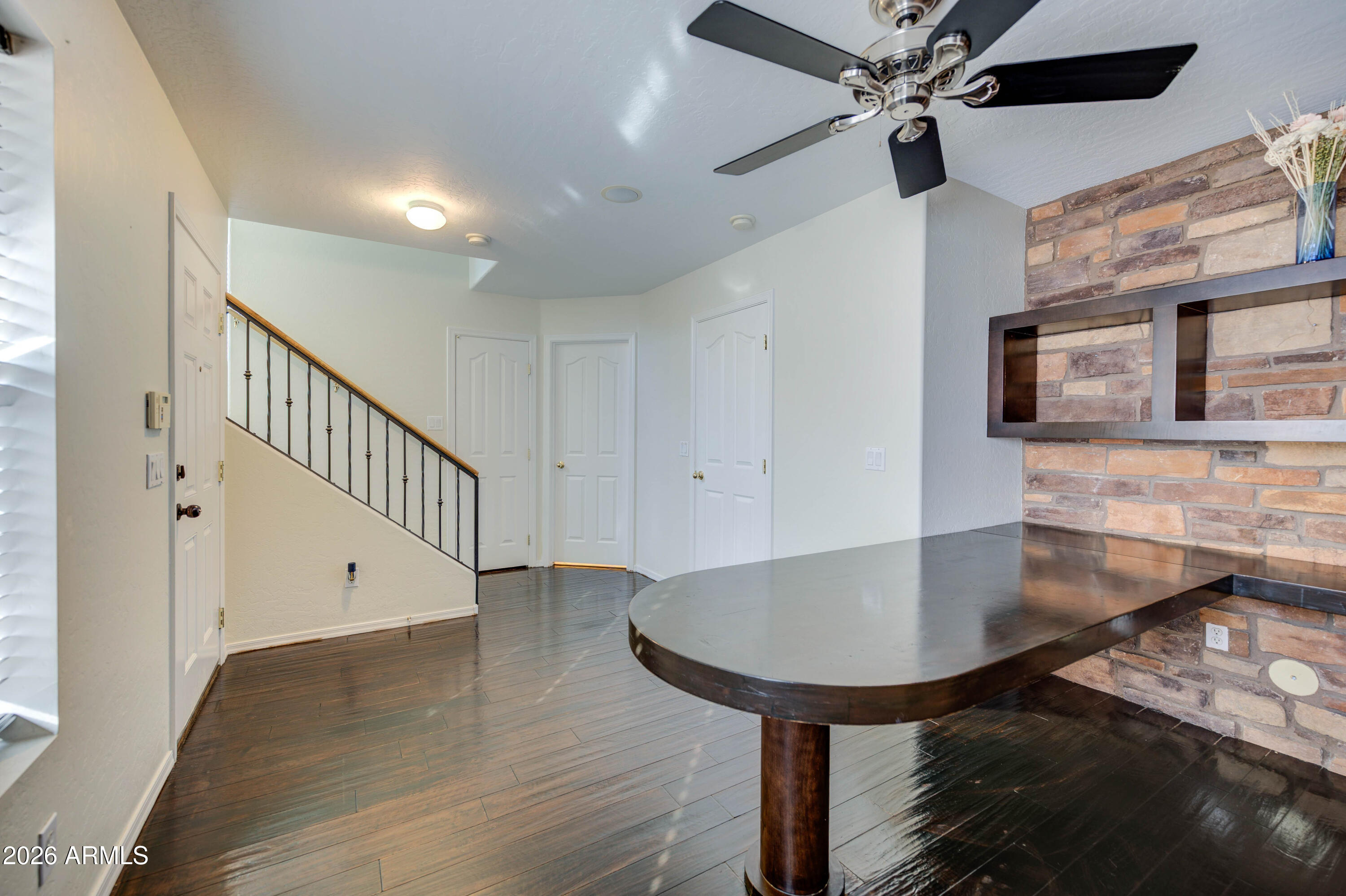 916 West Aspen Way Gilbert, AZ 85233 - Photo 27 of 38 Office 6