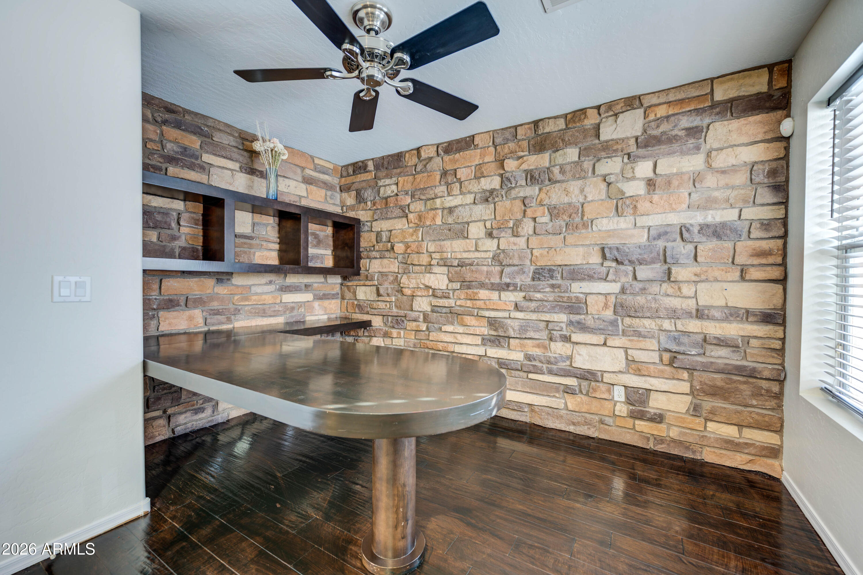 916 West Aspen Way Gilbert, AZ 85233 - Photo 28 of 38 Office 7