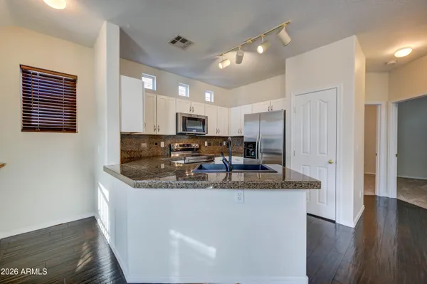 $405,000 | 916 West Aspen Way, Gilbert, AZ 85233