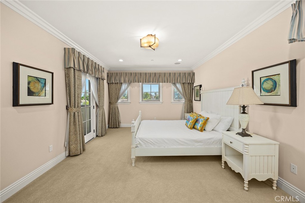 509 West Winnie Way Arcadia, CA 91007 - Photo 34 of 50 Suite upstairs