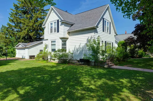 $254,900 | 721 10th Avenue West, Ashland, WI 54806