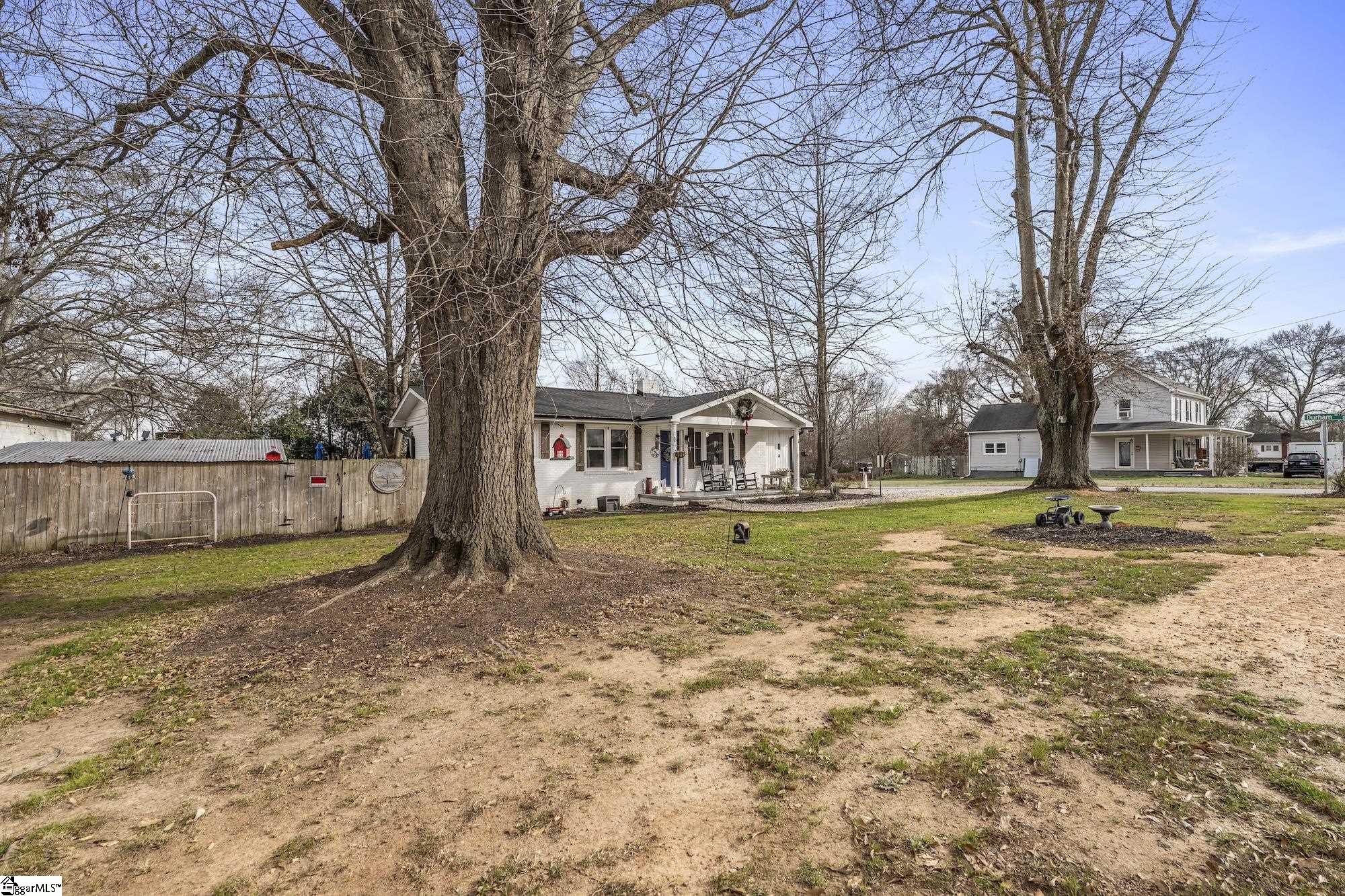 1099 South Academy St Extension Williamston, SC 29697 - Photo 4 of 40