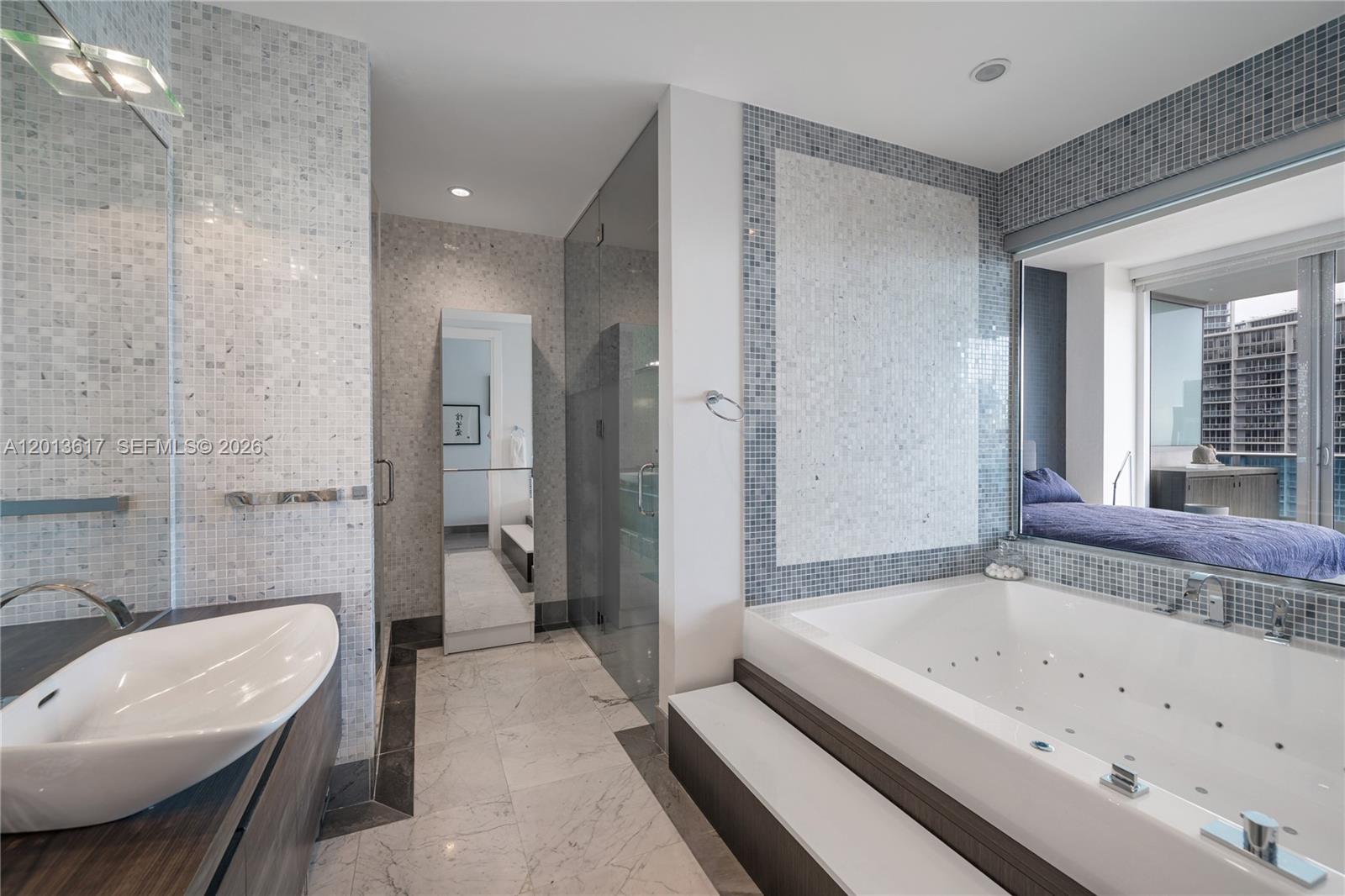 200 Biscayne Blvd Way, Unit 4902 Miami, FL 33131 - Photo 16 of 19
